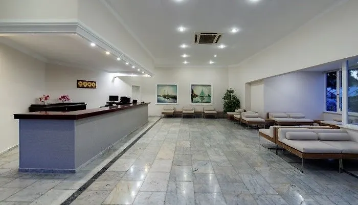 Larissa Club Hotel