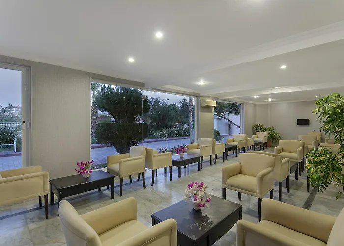 Larissa Club 4*