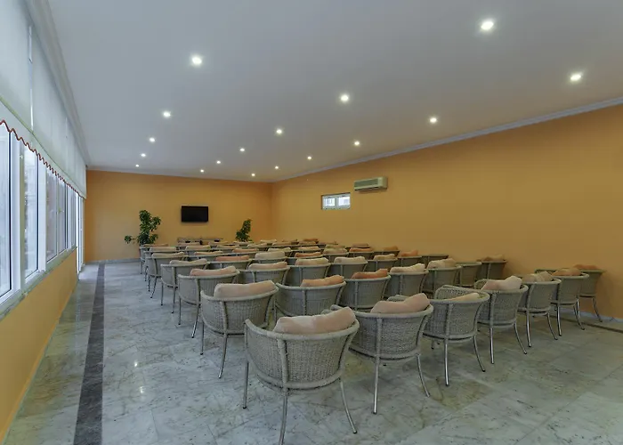 Larissa Club 4*