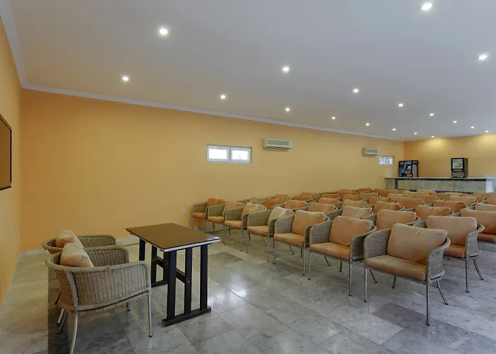 Larissa Club Hotel