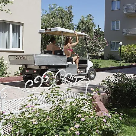 Larissa Club