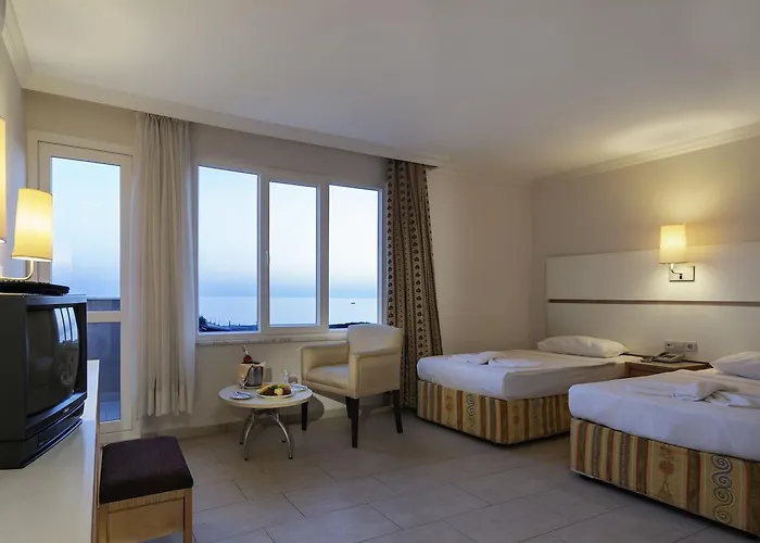 Hotel Larissa Club 4*