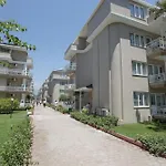 Larissa Club Отель 4*
